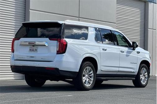 2024 GMC Yukon XL SLT