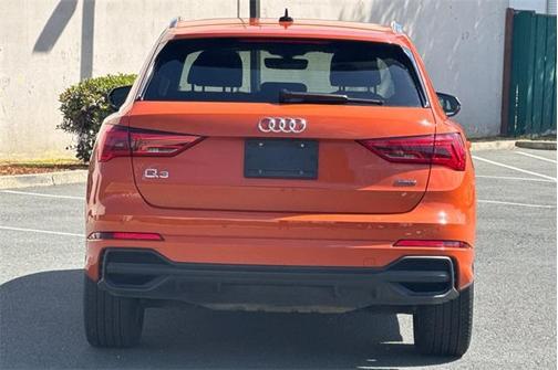 2024 Audi Q3 Premium 45 TFSI S line quattro Tiptronic