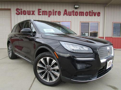 Infinite Black Metallic Clearcoat 2022 Lincoln Corsair Reserve