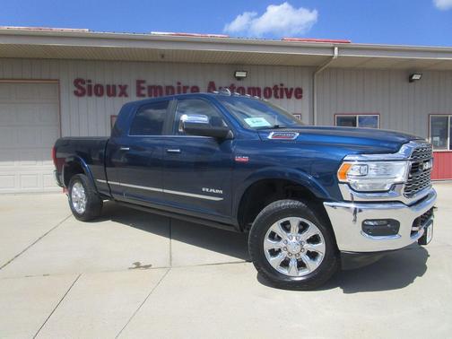 2022 RAM 2500 Limited Mega Cab 4x4 6'4' Box