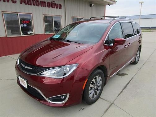 2019 Chrysler Pacifica Touring-L