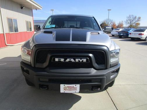 2019 RAM 1500 SLT