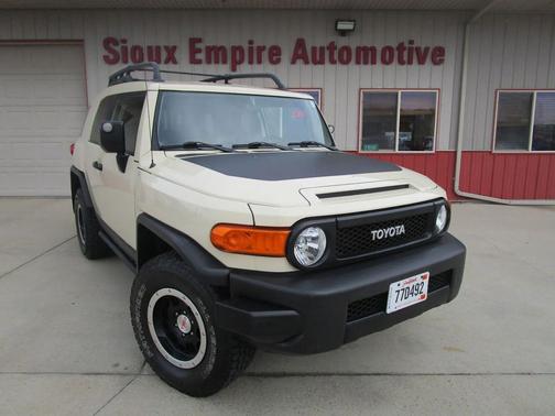 2010 Toyota FJ Cruiser Base