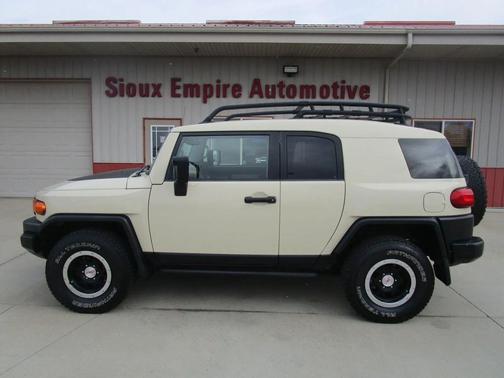 2010 Toyota FJ Cruiser Base