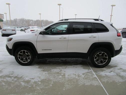 2020 Jeep Cherokee Trailhawk