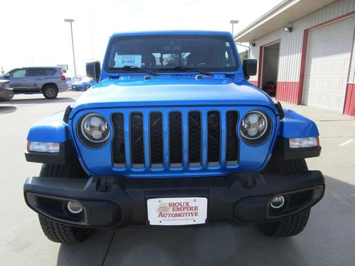 Hydro Blue Pearlcoat 2021 Jeep Gladiator Sport