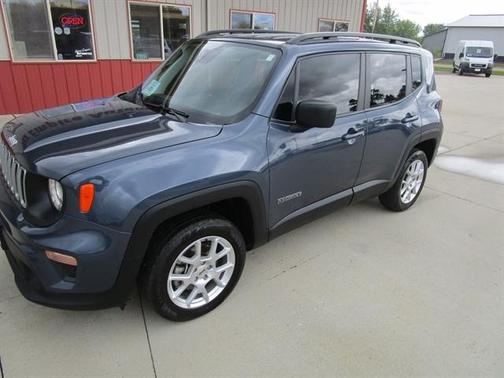 2022 Jeep Renegade Latitude