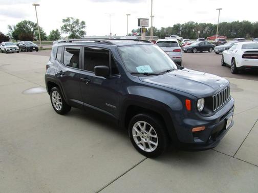 2022 Jeep Renegade Latitude