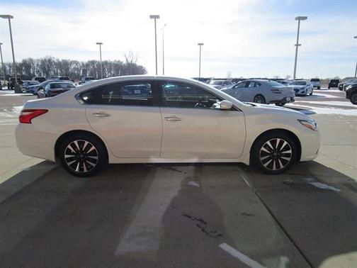 2017 Nissan Altima S