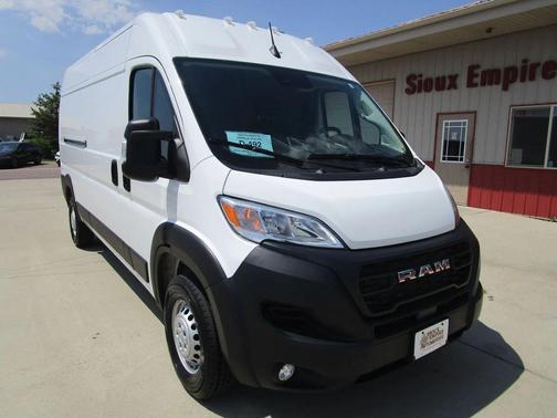 Bright White Clearcoat 2026 RAM ProMaster 2500 Tradesman
