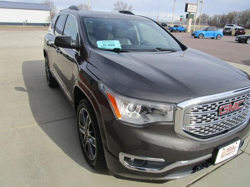2019 GMC Acadia Denali