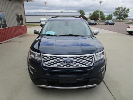 2017 Ford Explorer Platinum