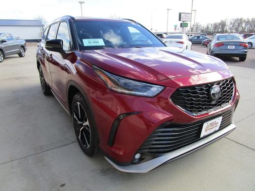 2022 Toyota Highlander XSE