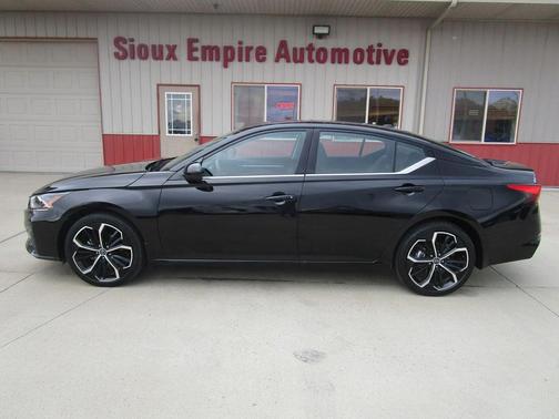 2024 Nissan Altima SR Intelligent AWD