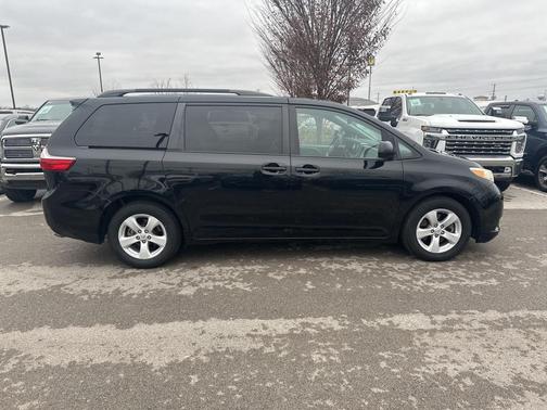 2015 Toyota Sienna L