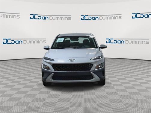 2022 Hyundai KONA SE