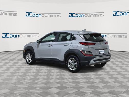 2022 Hyundai KONA SE