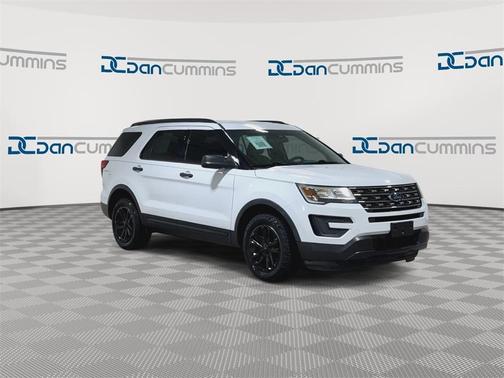2017 Ford Explorer Base