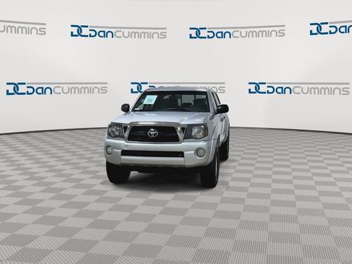 Silver Streak Mica 2011 Toyota Tacoma Double Cab