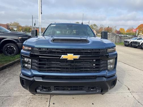 2026 Chevrolet Silverado 3500 WT