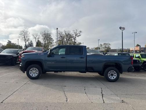 2026 Chevrolet Silverado 3500 WT