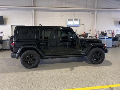 2023 Jeep Wrangler Sahara