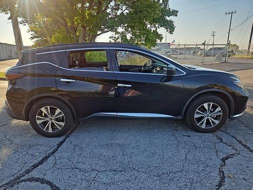 2023 Nissan Murano SV