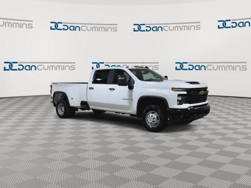 Summit White 2026 Chevrolet Silverado 3500 WT