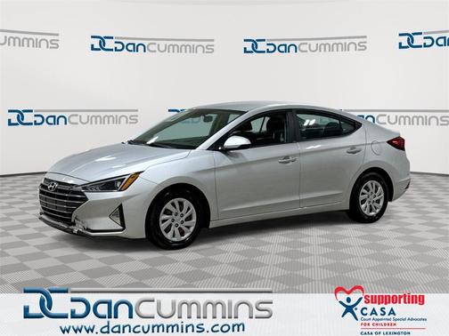 2020 Hyundai ELANTRA SE