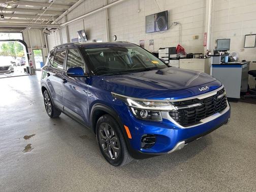 Neptune Blue 2024 Kia Seltos S