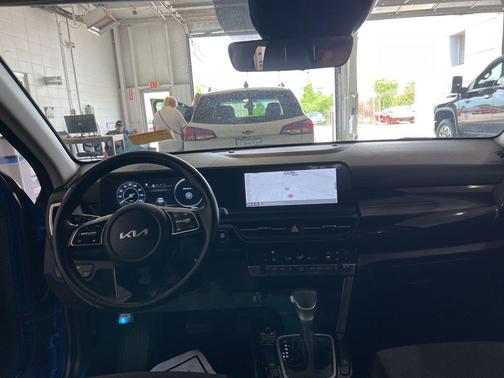 Neptune Blue 2024 Kia Seltos S