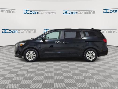 2017 Kia Sedona L