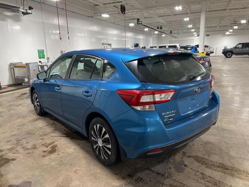2019 Subaru Impreza 2.0i
