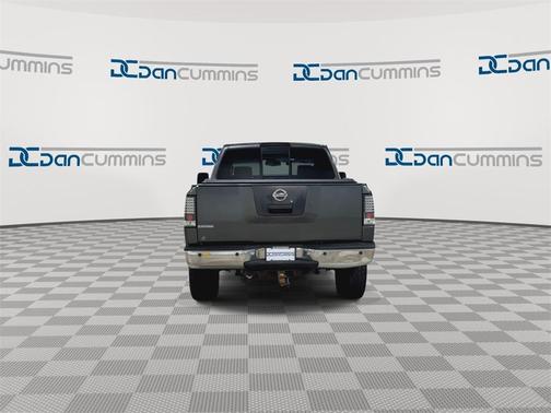 2005 Nissan Titan LE King Cab