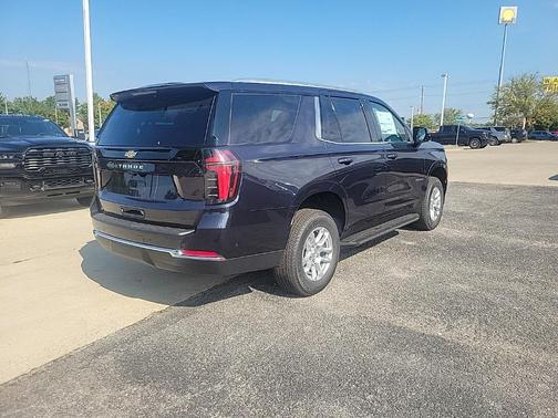 2025 Chevrolet Tahoe LS