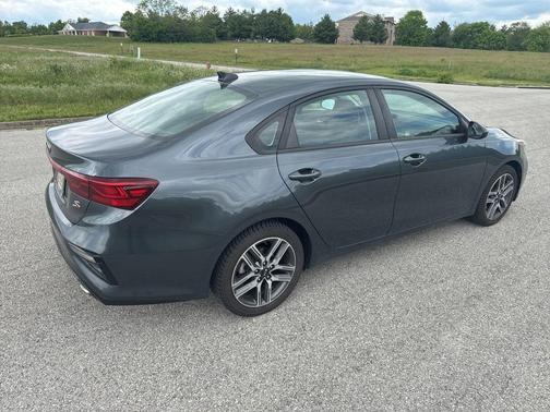 Gravity Gray 2019 Kia Forte S