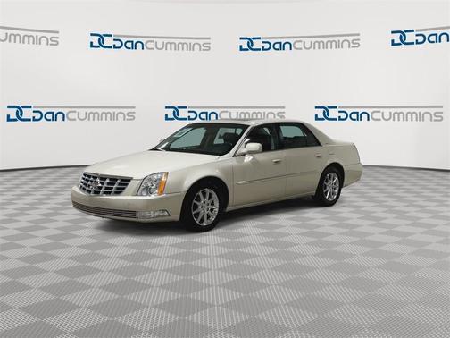 2011 Cadillac DTS Luxury