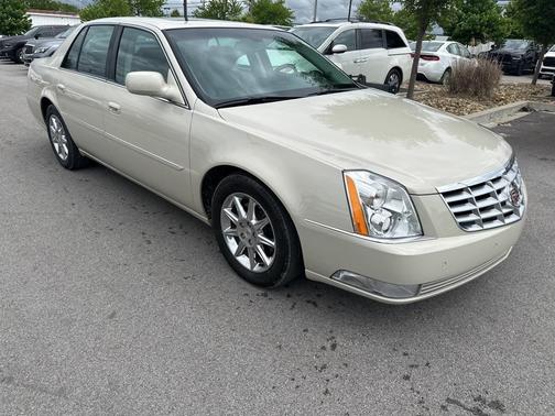 2011 Cadillac DTS Luxury
