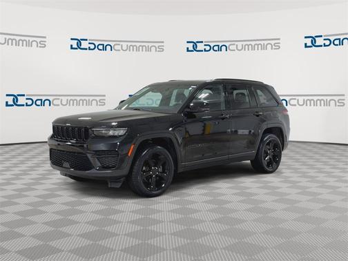 2022 Jeep Grand Cherokee Altitude