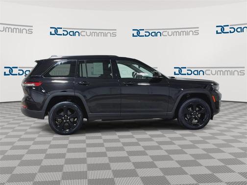 2022 Jeep Grand Cherokee Altitude