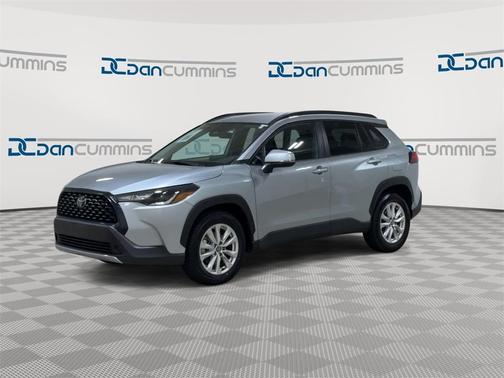 2024 Toyota Corolla Cross LE