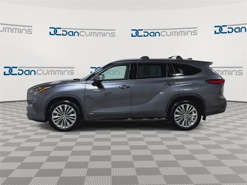 2021 Toyota Highlander Hybrid Platinum