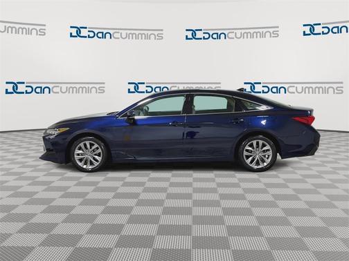 2021 Toyota Avalon XLE