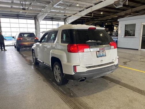 2017 GMC Terrain SLE-1