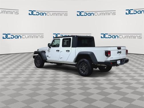 2025 Jeep Gladiator Sport