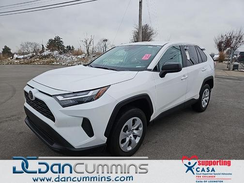 2024 Toyota RAV4 LE