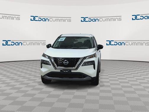Glacier White 2023 Nissan Rogue S