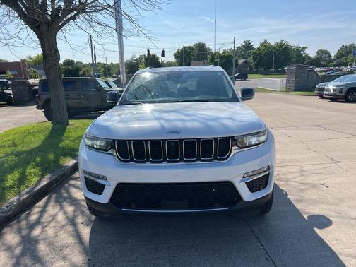 2023 Jeep Grand Cherokee 4xe Base
