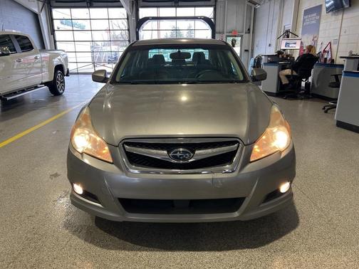 2011 Subaru Legacy 2.5i