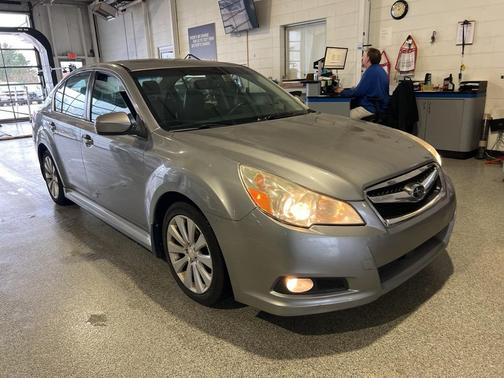 2011 Subaru Legacy 2.5i